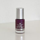 essence multi dimension 3 in 1 nail polish (42 DRESS TO PARTY)