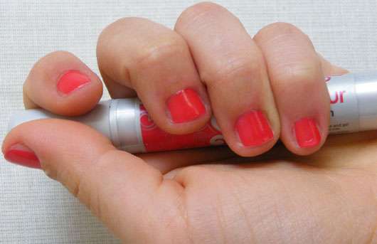 essence click & colour nail polish pen, Farbe: 05 chilli red