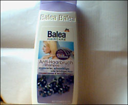 Test Shampoo Balea Anti Haarbruch Shampoo Johannisbeere Weizenprotein Testbericht Von Pinkchrissi