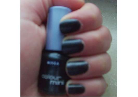 Nivea Beauté colour mini Nagellack, Farbe: 55 Black Sparkle 