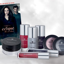 Gewinne 5 x 1 Set der essence Make-up-Collection zur Twilight Saga: ECLIPSE – Bis(s) zum Abendrot