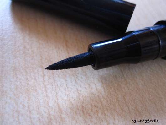 essence eyeliner pen extra longlasting, Farbe: Schwarz 