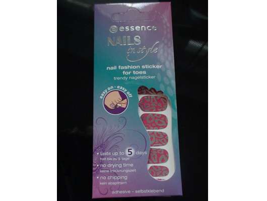 essence „nails in style“ nail fashion sticker, Design: 02 Style up your leo (Limited Edition)