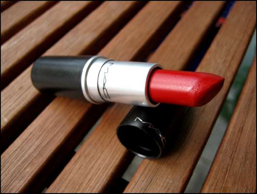 M.A.C. Lipstick, Farbe: Russian Red