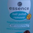 essence nail polish remover mit Kokos-Vanilleduft