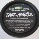 Lush „Dark Angels“ Frischer Gesichtsreiniger