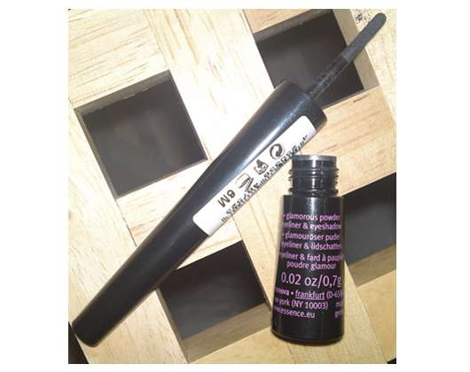 essence I love glam powder eyeliner & eyeshadow