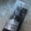 essence Vampire's Love lash powder - 01 eye need you (Limited Edition)