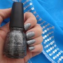 China Glaze Nail Lacquer, Farbe: Tinsel Town (Let it Snow Collection)