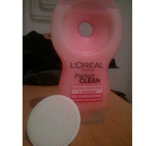 L’Oréal Paris Perfect Clean Moussige Waschcreme + cleanPod (trockene und sensible Haut)