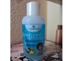 Produktbild zu essence nail polish remover nail moisturizing (kokos- & vanilleduft)