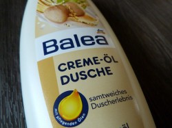 Produktbild zu Balea Creme-Öl Bad Marulanussöl & Milchprotein