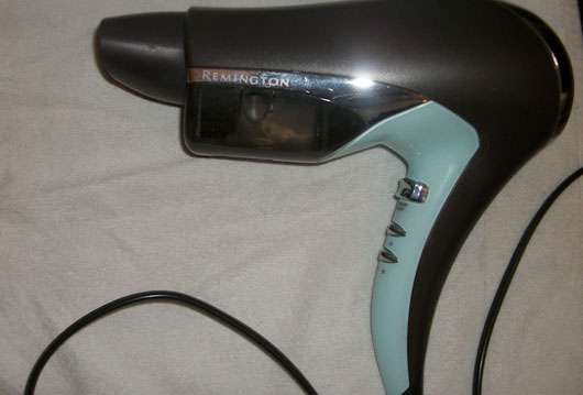 Remington D4444 Haartrockner (Shine Therapy)