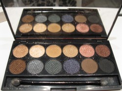 Produktbild zu Sleek MakeUP Storm I Divine Lidschatten Palette