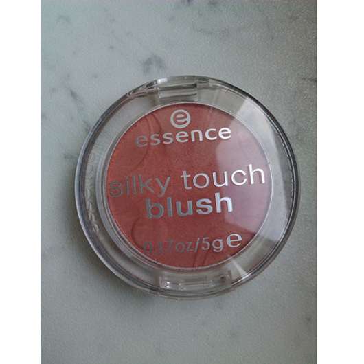 Produktbild zu essence silky touch blush – Farbe: 20 babydoll