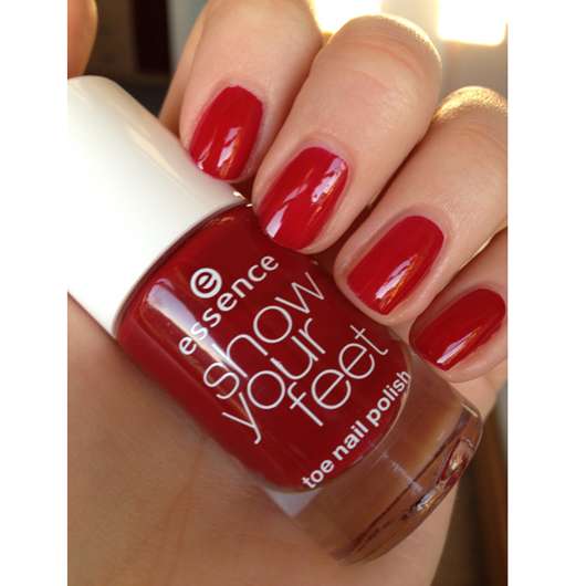Test Nagellack Essence Show Your Feet Toe Nail Polish Farbe 08 Divalicious Red Testbericht Von Matula