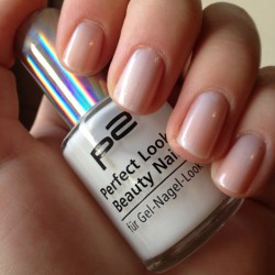 Produktbild zu p2 cosmetics Perfect Look! Beauty Nails – Farbe: 010 white charm