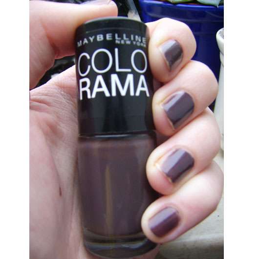 <strong>Maybelline New York</strong> Colorama Nagellack - Farbe: 549 Midnight Taupe