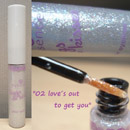 essence hugs & kisses glitter eyeliner, Farbe: 02 love’s out to get you (LE)