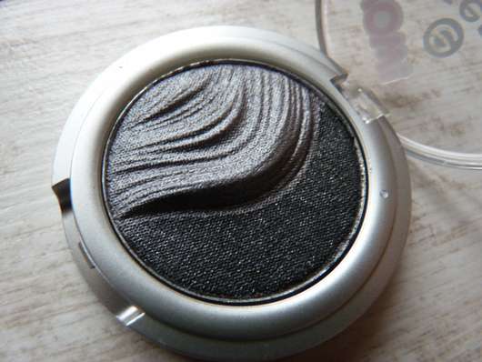 essence 3D eyeshadow, Farbe: 07 irresistible smokey eye