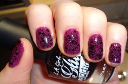Produktbild zu L.A. Girl glitter addict nail polish – Farbe: uninhibited