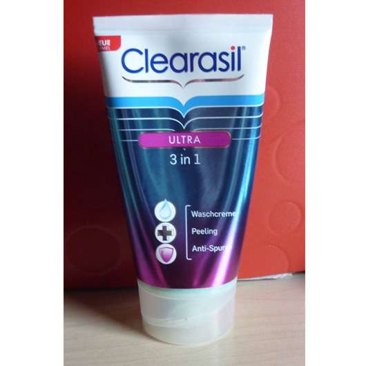 Clearasil Ultra 3in1 (Waschcreme, Peeling, Anti-Spuren)