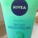 NIVEA AQUA EFFECT Tägliches Wasch-Peeling (Mischhaut)