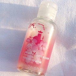 Produktbild zu The Body Shop Japanese Cherry Blossom Shower Gel