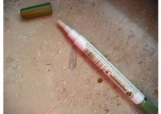 alverde Nagelpflege-Stift (mit wertvollen Ölen und Sheabutter)