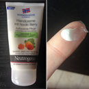 Neutrogena Norwegische Formel Handcreme mit Nordic Berry