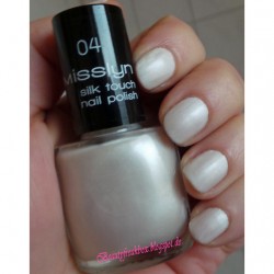Produktbild zu Misslyn silk touch nail polish – Farbe: 04 solo artist