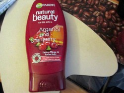 Produktbild zu Garnier Natural Beauty Spülung Arganöl und Cranberry