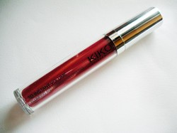 Produktbild zu KIKO 3D Instant Volume Lipgloss – Farbe: 213 Cherry Red