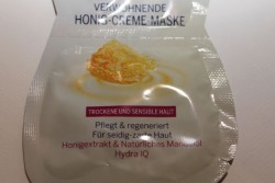 Produktbild zu NIVEA Verwöhnende Honig-Creme-Maske (trockene und sensible Haut)