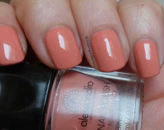 <strong>alessandro International</strong> Nagellack - Farbe: Apricot Touch (LE)