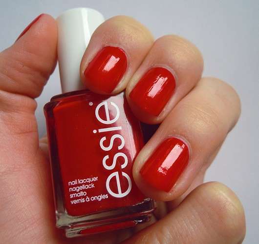 <strong>essie</strong> Nagellack - Farbe: 61 russian roulette