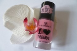 Produktbild zu essence I love trends nail polish the nudes – Farbe: 07 hope for love