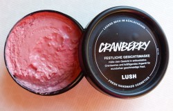 Produktbild zu LUSH Cranberry (Festliche Gesichtsmaske; LE)