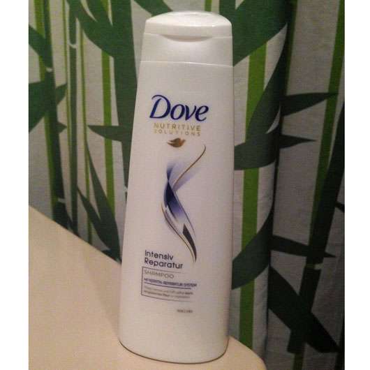 Produktbild zu Dove Haarpflege Intensiv Reparatur Shampoo