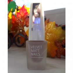 Produktbild zu IsaDora Velvet Matt Nails Nagellack – Farbe: 820 Soft Skin