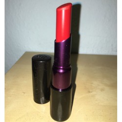 Produktbild zu Urban Decay Matte Revolution Lipstick – Farbe: Bad Blood
