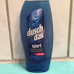 Produktbild zu duschdas For Men Sport 2in1 Duschgel & Shampoo