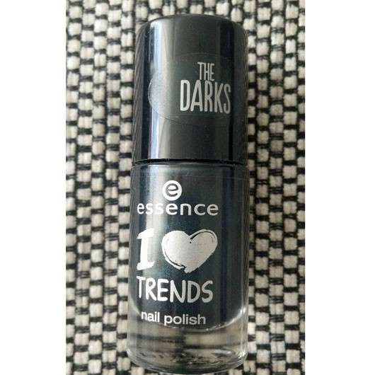 essence I love TRENDS nail polish the darks, Farbe: 18 happy new green