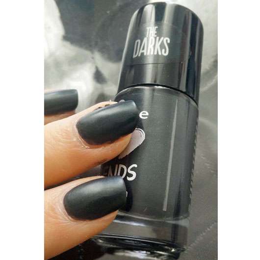 essence I love TRENDS nail polish the darks, Farbe: 18 happy new green