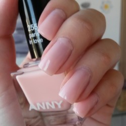 Produktbild zu ANNY Cosmetics Nagellack – Farbe: 255 paris in love