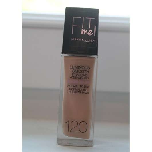 <strong>Maybelline New York</strong> Fit Me Luminous + Smooth Foundation - Farbe: 120 Classic Ivory