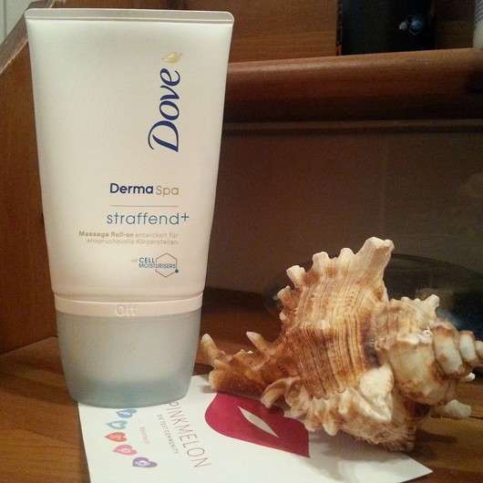 Dove DermaSpa Straffend+ Massage Roll-on