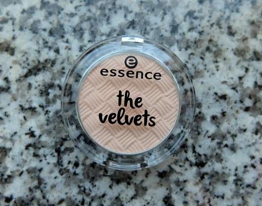 essence the velvets eyeshadow, Farbe: 02 almost peachy!