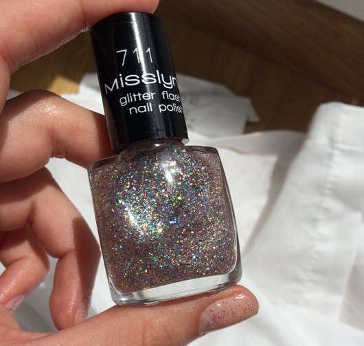 Misslyn glitter flash nail polish, Farbe: 711 forever young (LE)