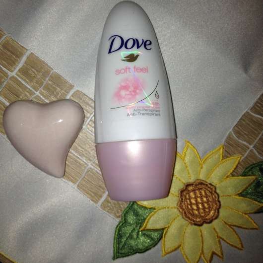 Dove Soft Feel Anti-Transpirant Roll-On